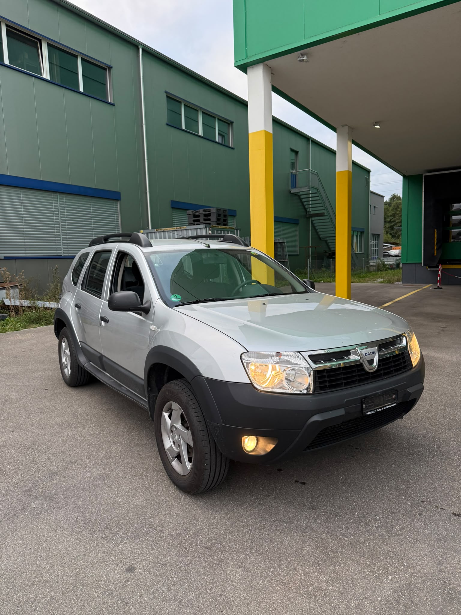 DACIA Duster 1.6 Ambiance 4x2-image-0