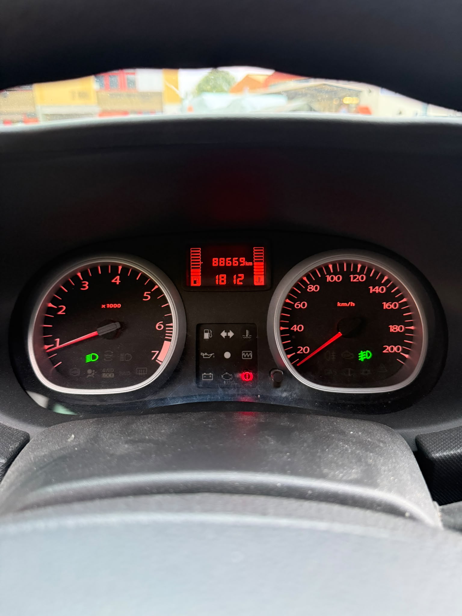 DACIA Duster 1.6 Ambiance 4x2-image-12