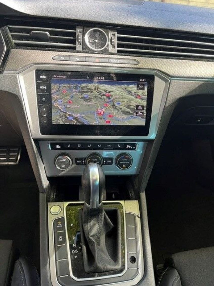 VW Passat Variant 2.0 TDI BMT Comfortline DSG 4Motion-image-11