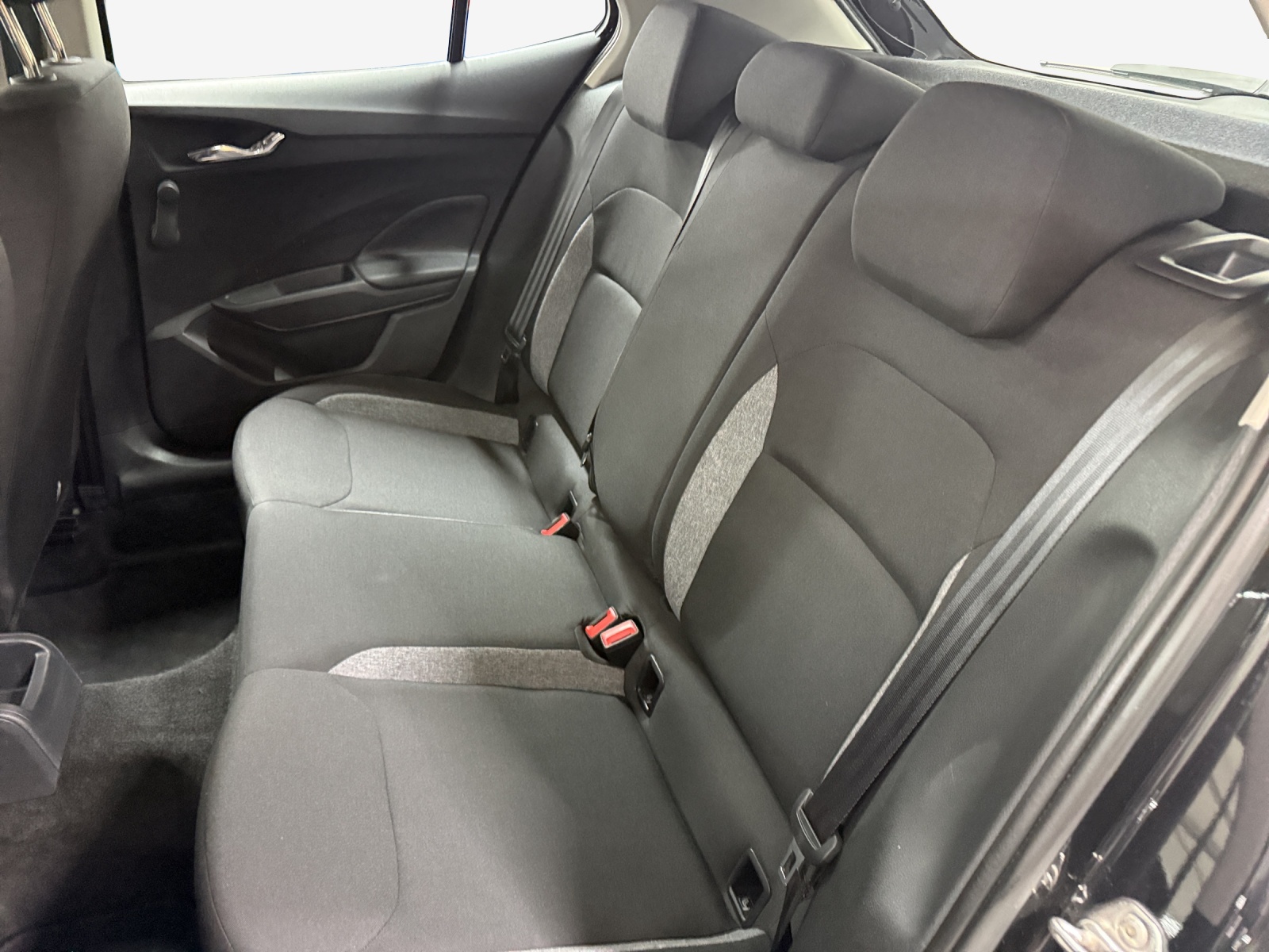 SKODA Fabia 1.0 MPI Active-image-11