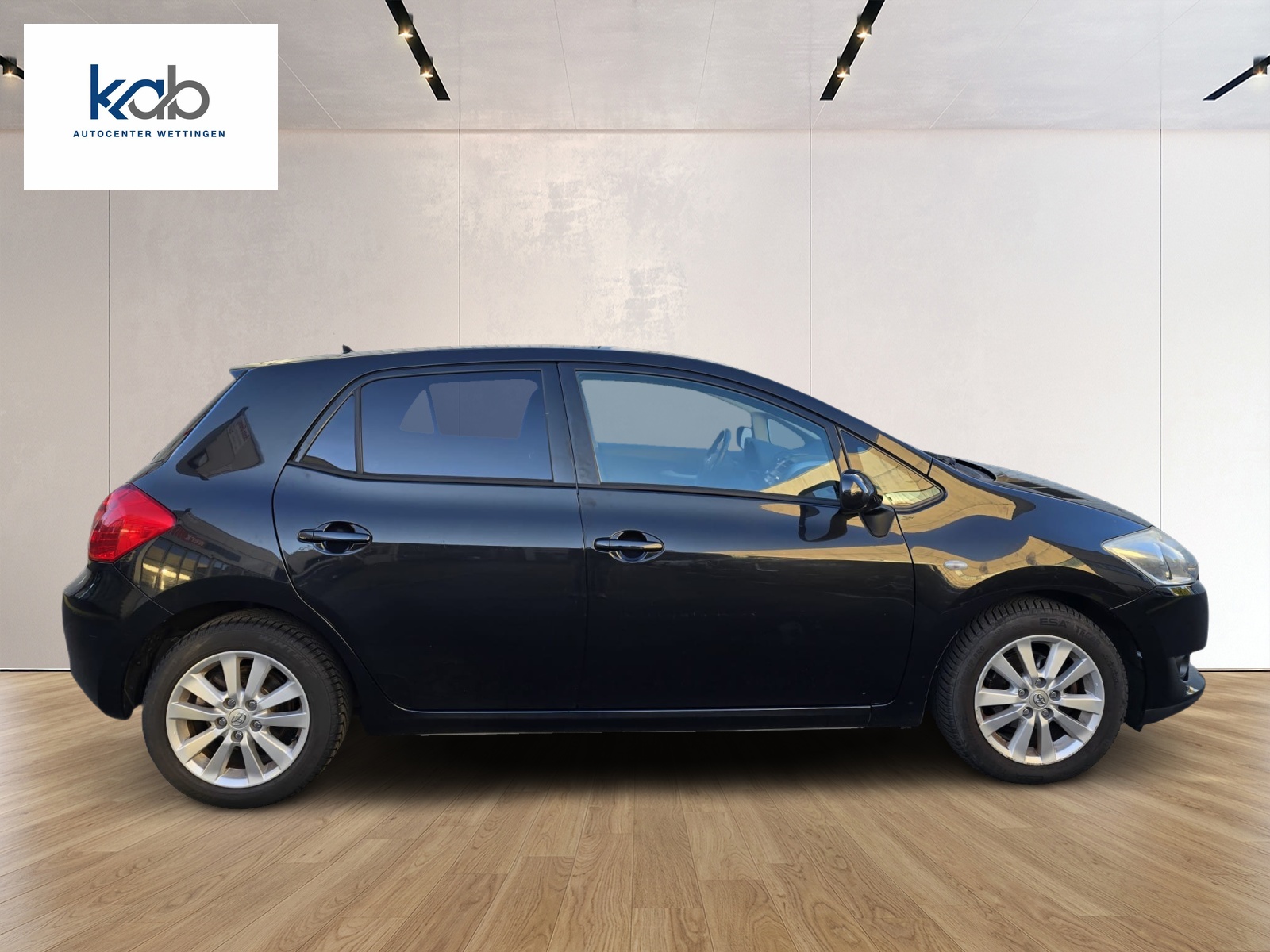 TOYOTA Auris 1.6 Linea Luna-image-7