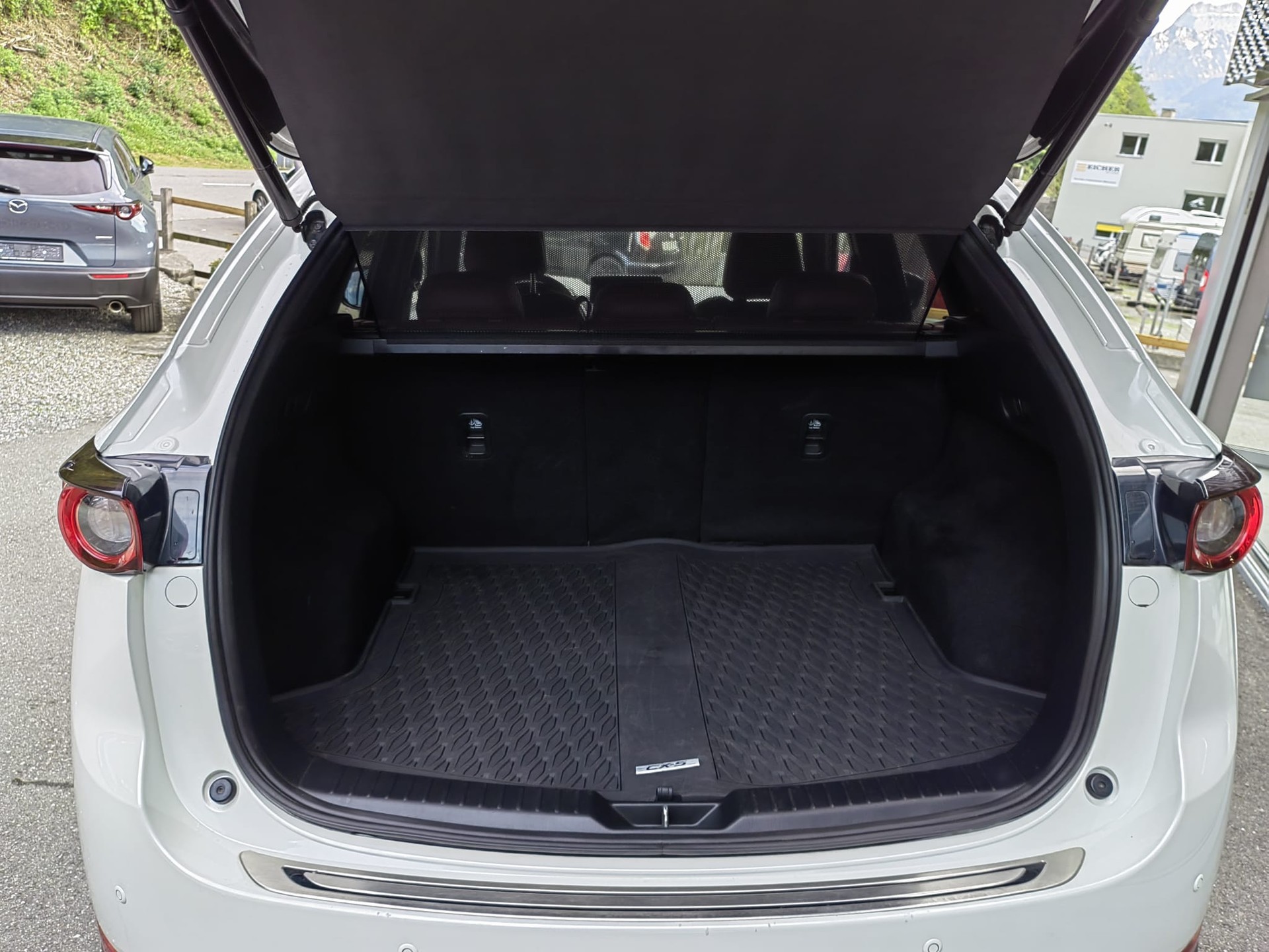 MAZDA CX-5 2.5 100th Anniversary AWD-image-4