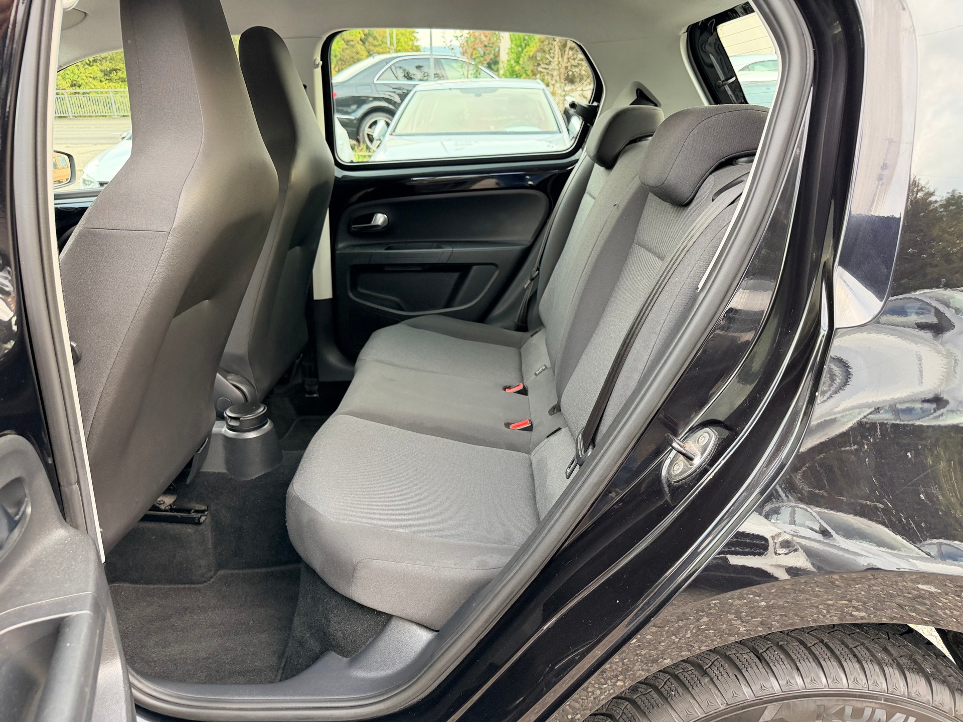 VW Up 1.0 take up-image-15