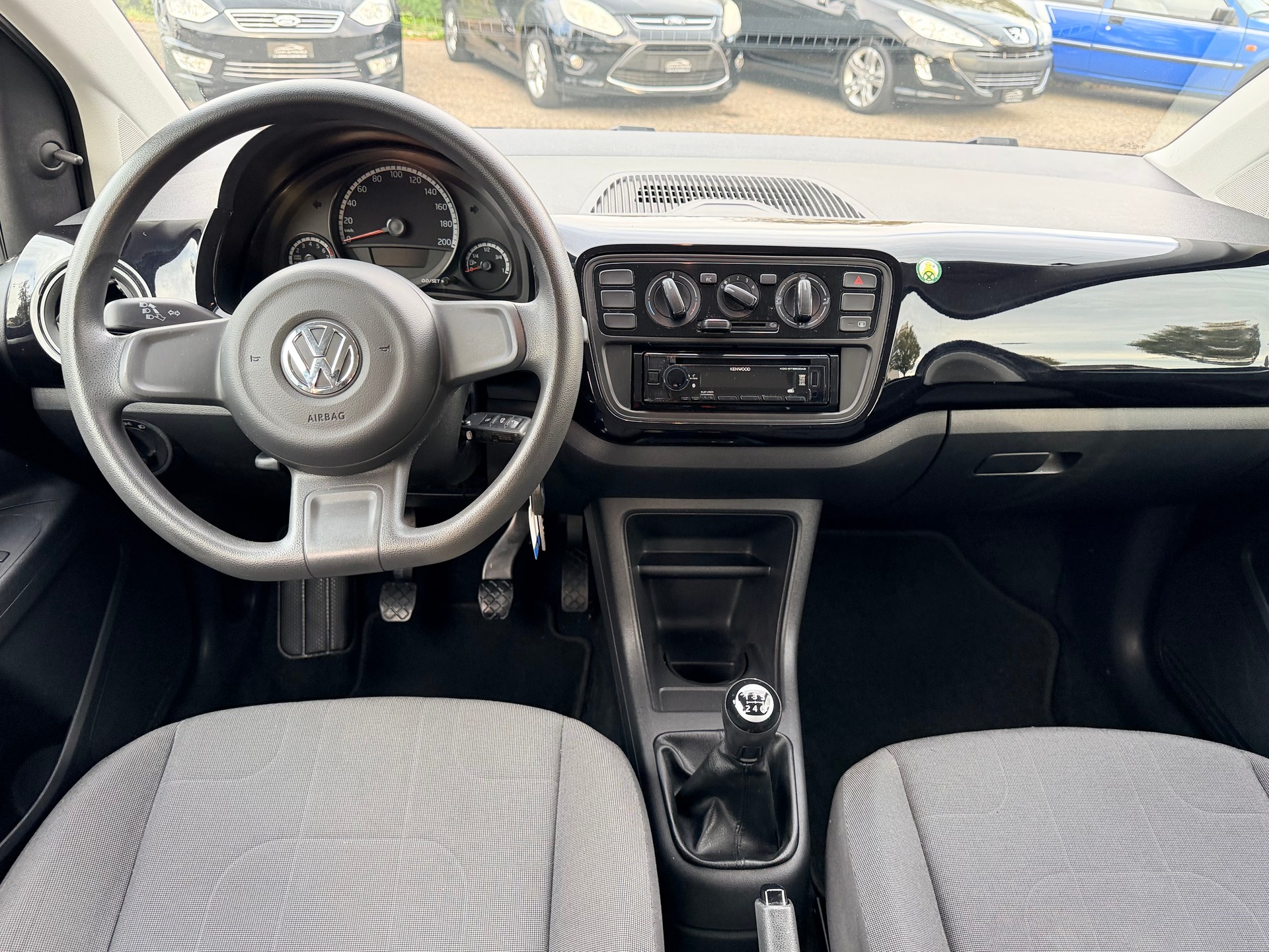 VW Up 1.0 take up-image-10