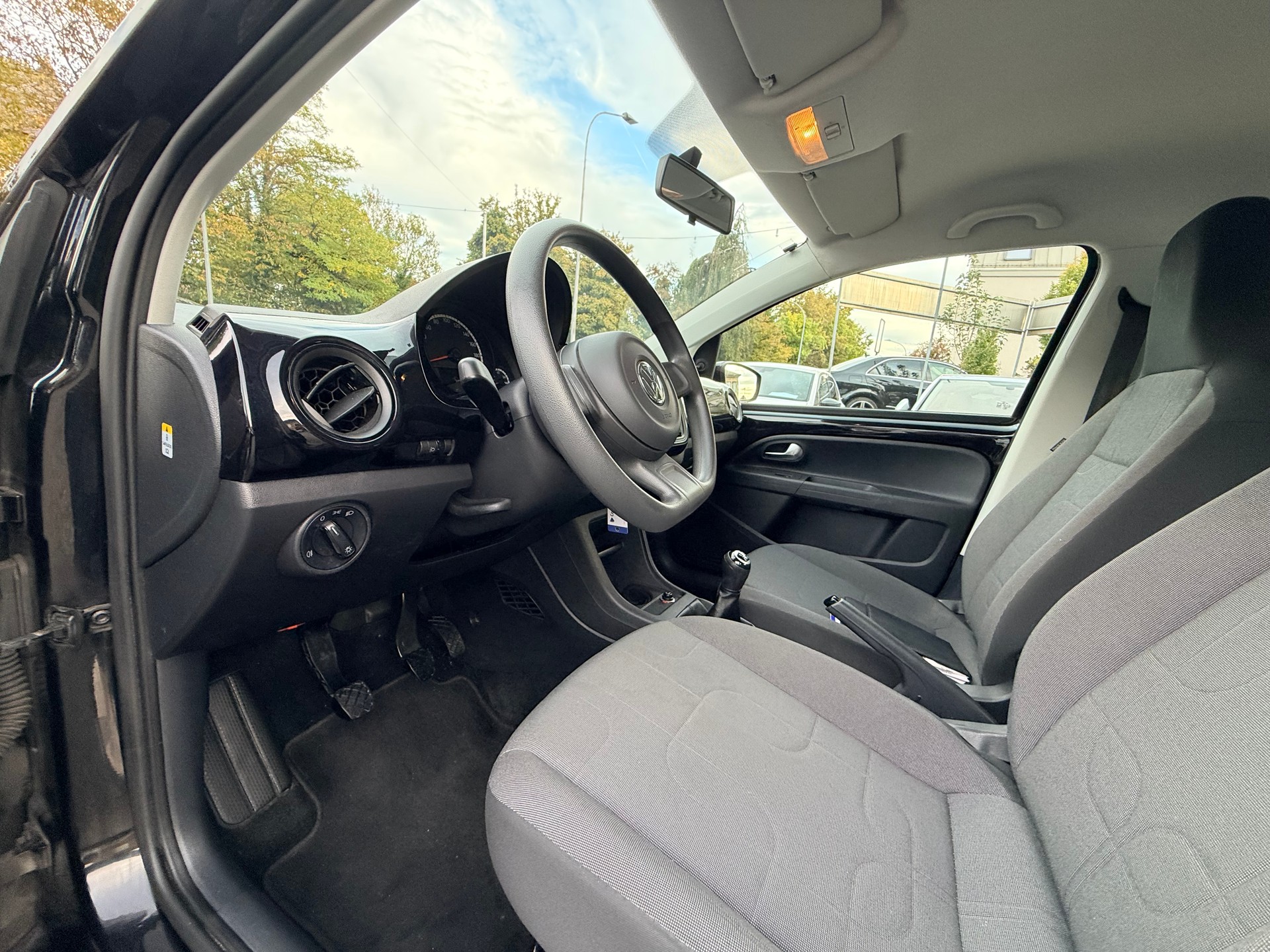 VW Up 1.0 take up-image-14