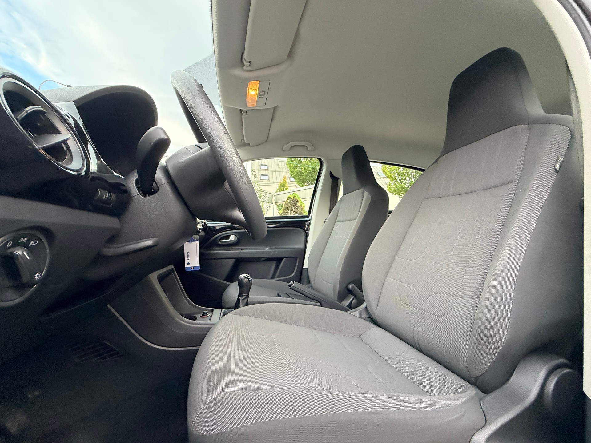 VW Up 1.0 take up-image-18