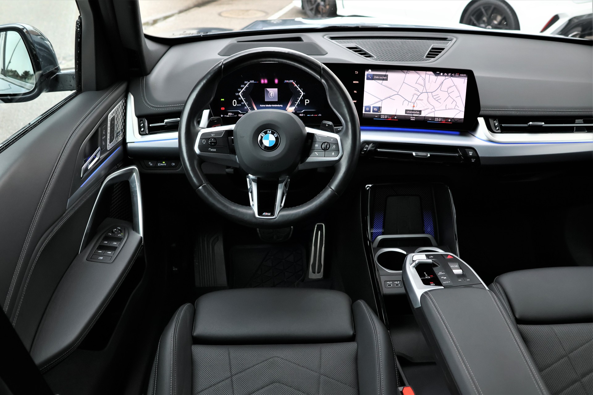 BMW X1 xDrive 23i 48V M Sport (CH)-image-15