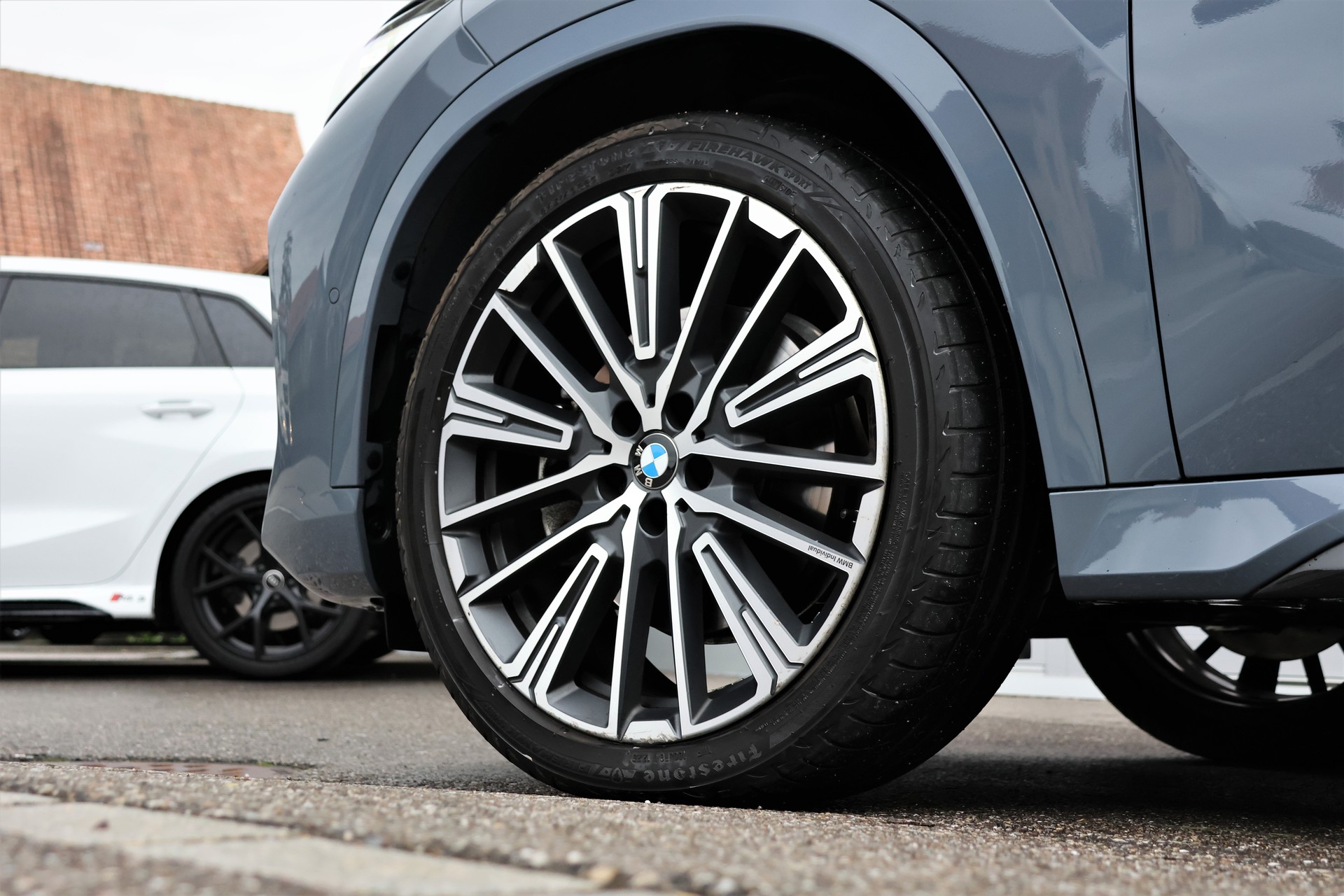 BMW X1 xDrive 23i 48V M Sport (CH)-image-8