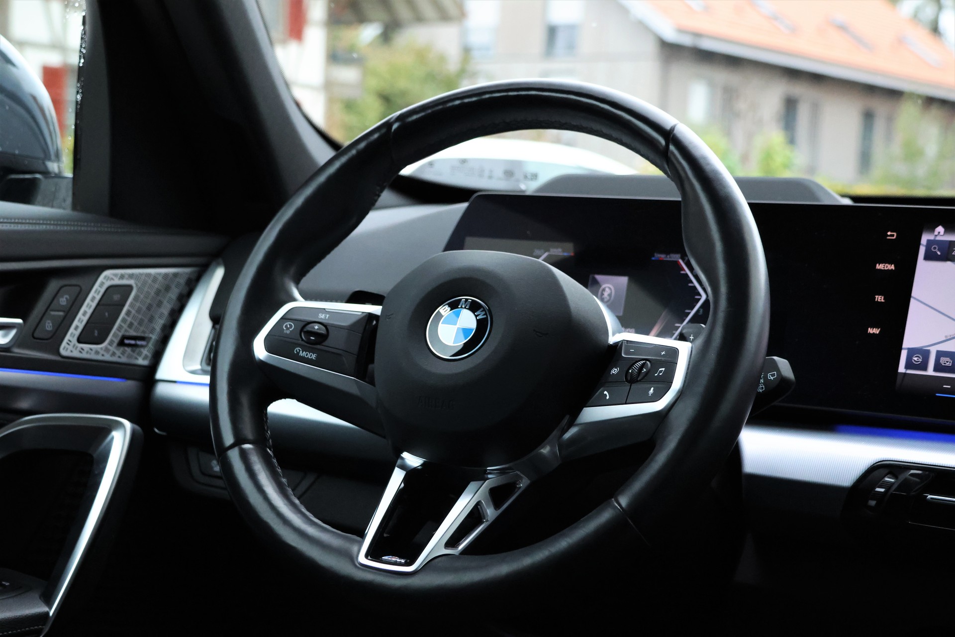 BMW X1 xDrive 23i 48V M Sport (CH)-image-16