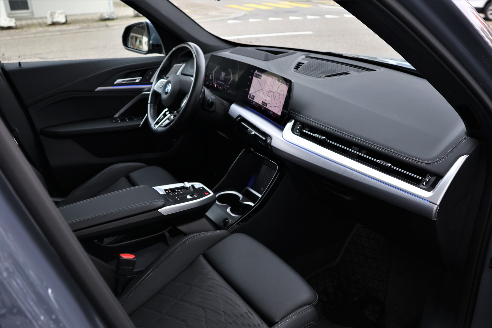 BMW X1 xDrive 23i 48V M Sport (CH)-image-21
