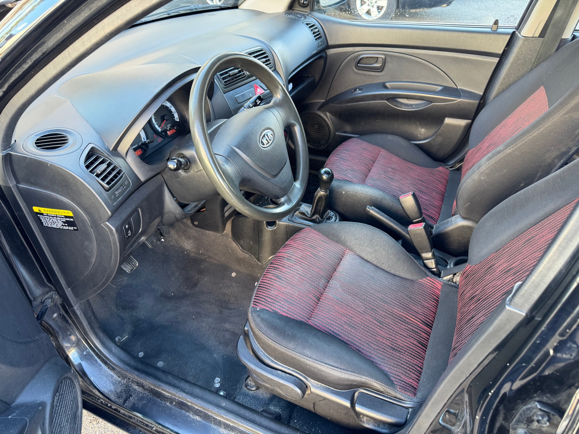 KIA Picanto 1.1 Classic-image-8
