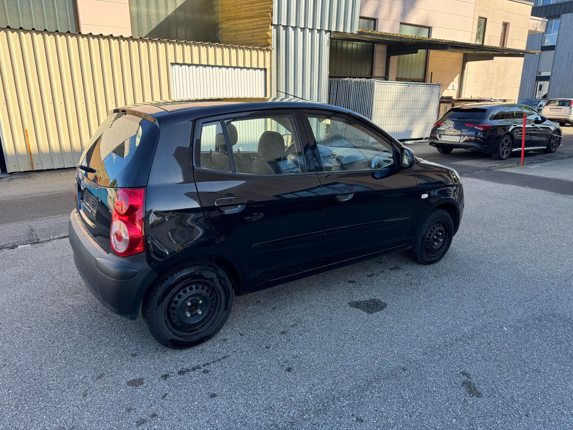 KIA Picanto 1.1 Classic-image-3
