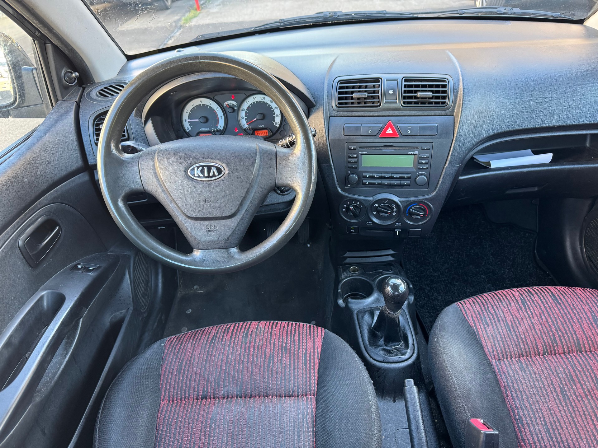 KIA Picanto 1.1 Classic-image-7