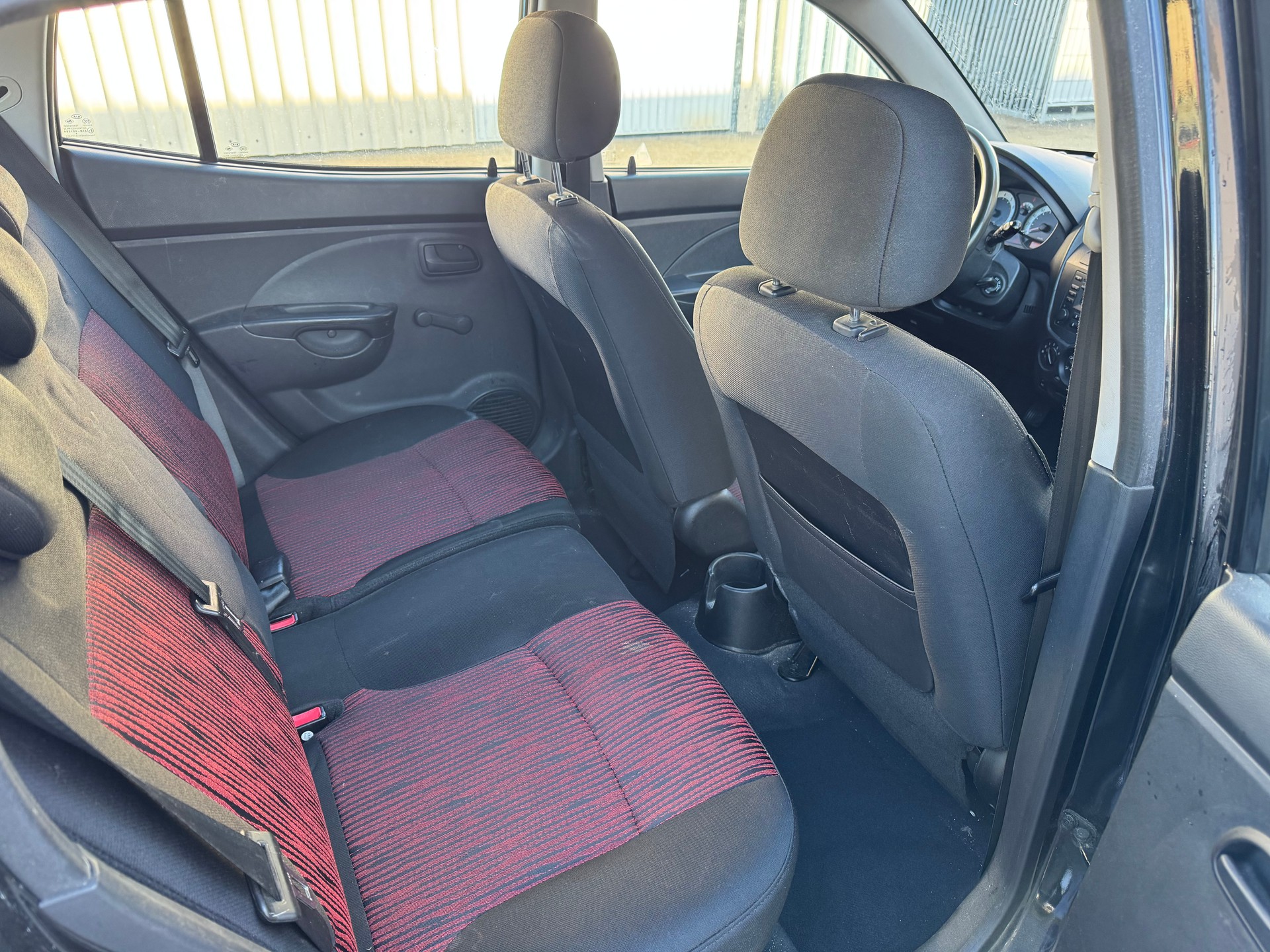 KIA Picanto 1.1 Classic-image-11