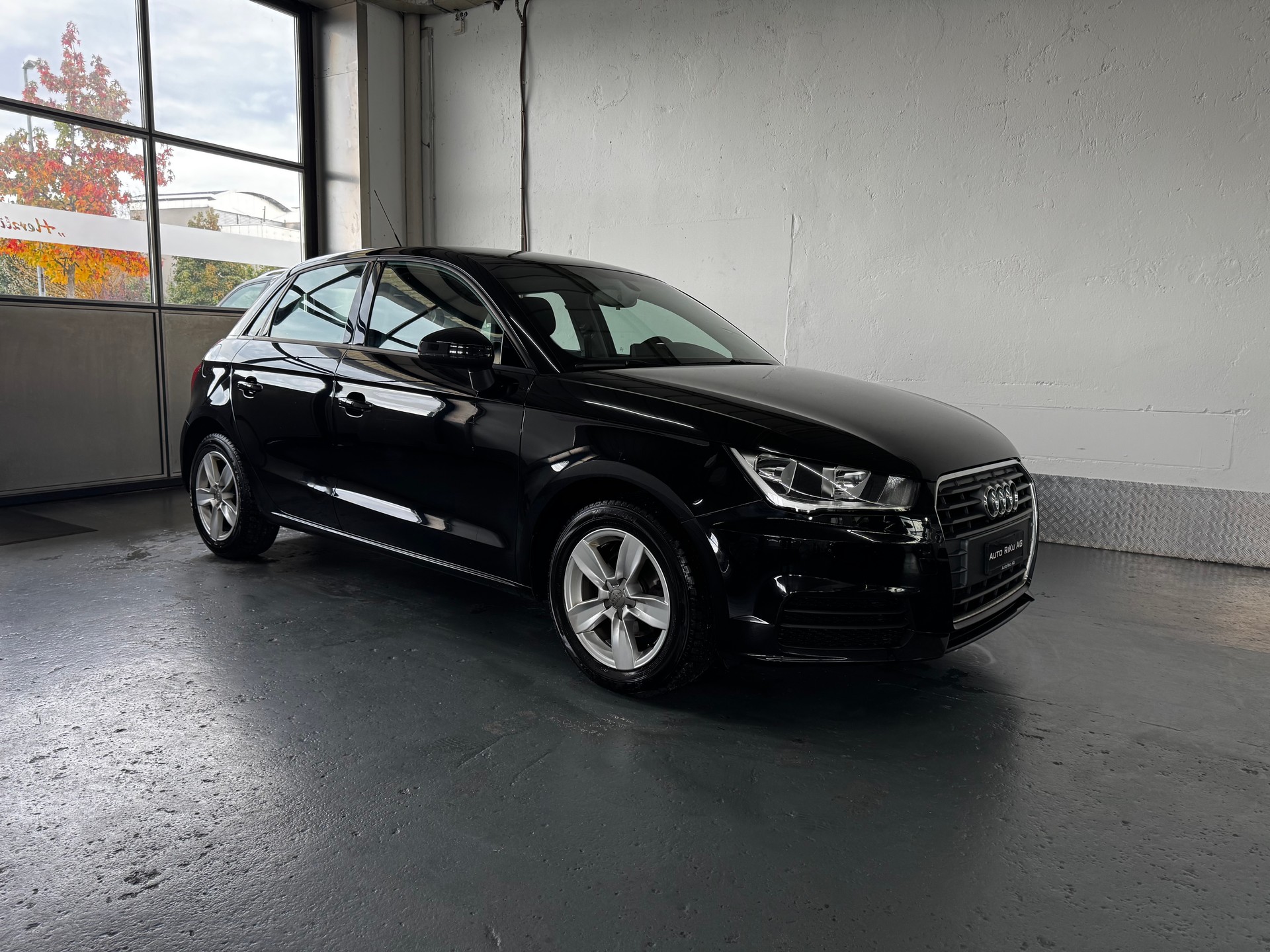AUDI A1 Sportback 1.0 TFSI-image-1