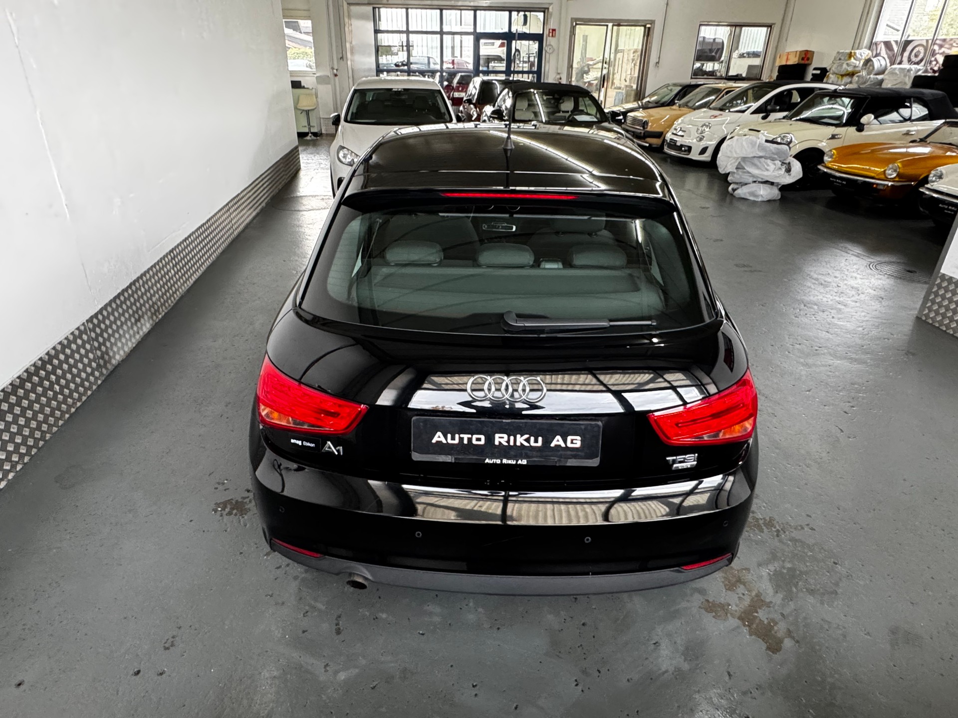 AUDI A1 Sportback 1.0 TFSI-image-9