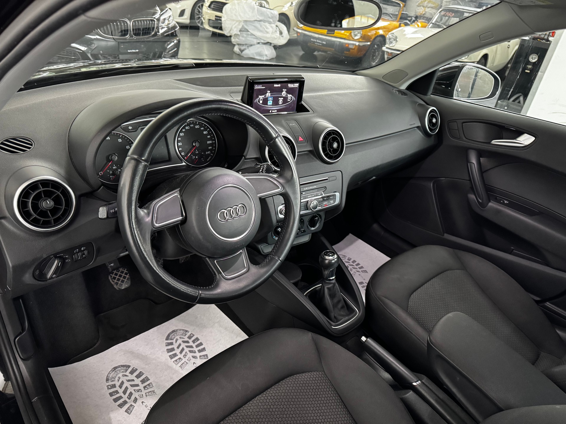 AUDI A1 Sportback 1.0 TFSI-image-12