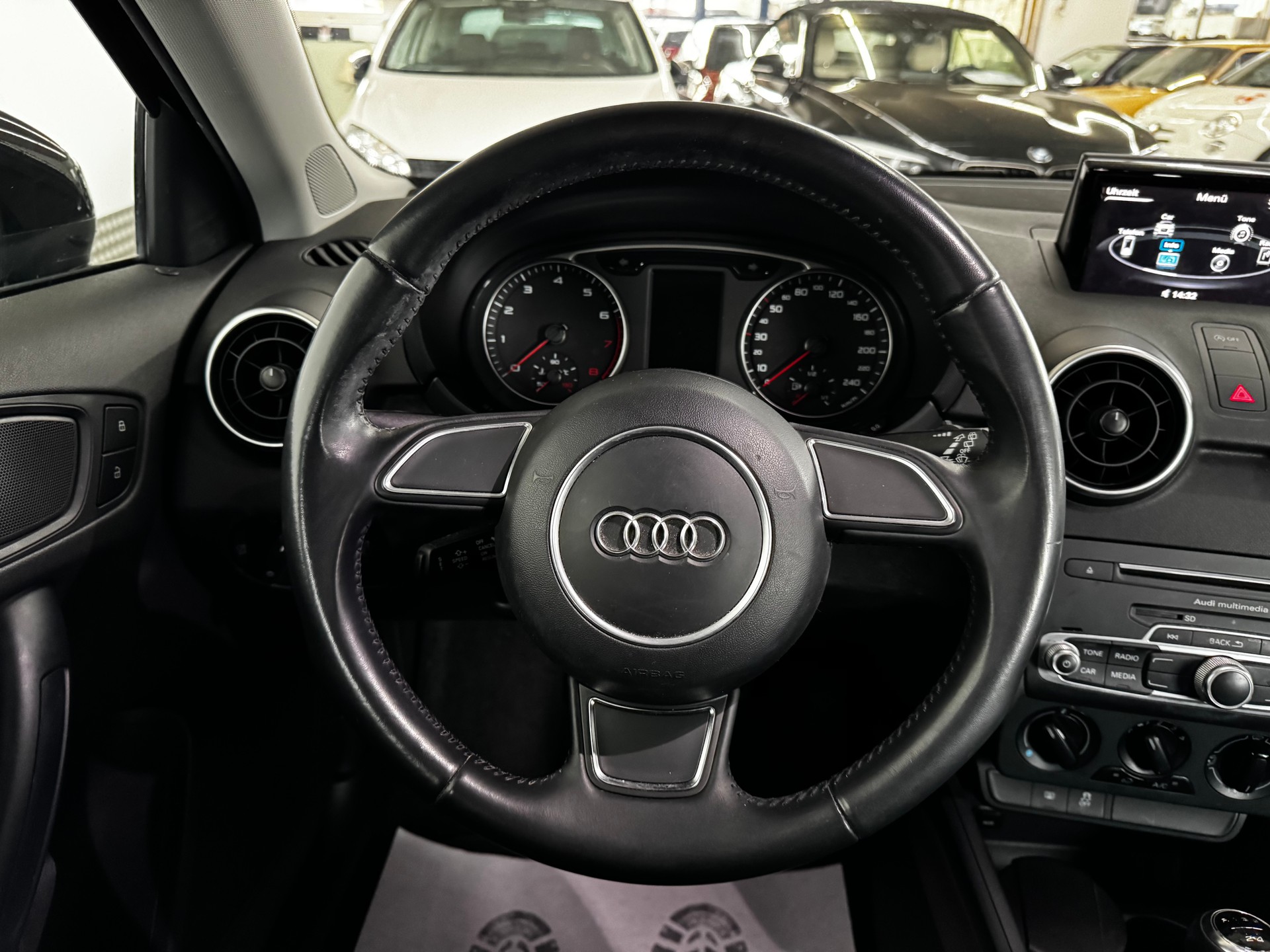 AUDI A1 Sportback 1.0 TFSI-image-16