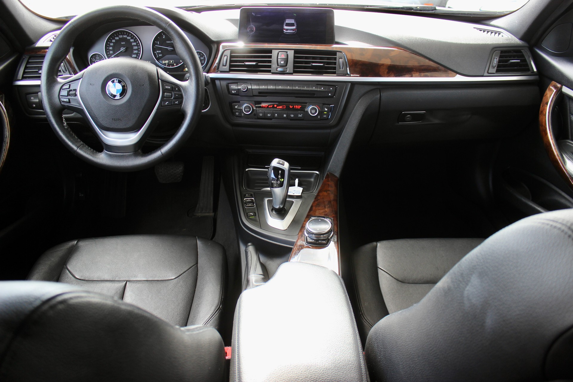 BMW 335d xDrive Steptronic-image-9