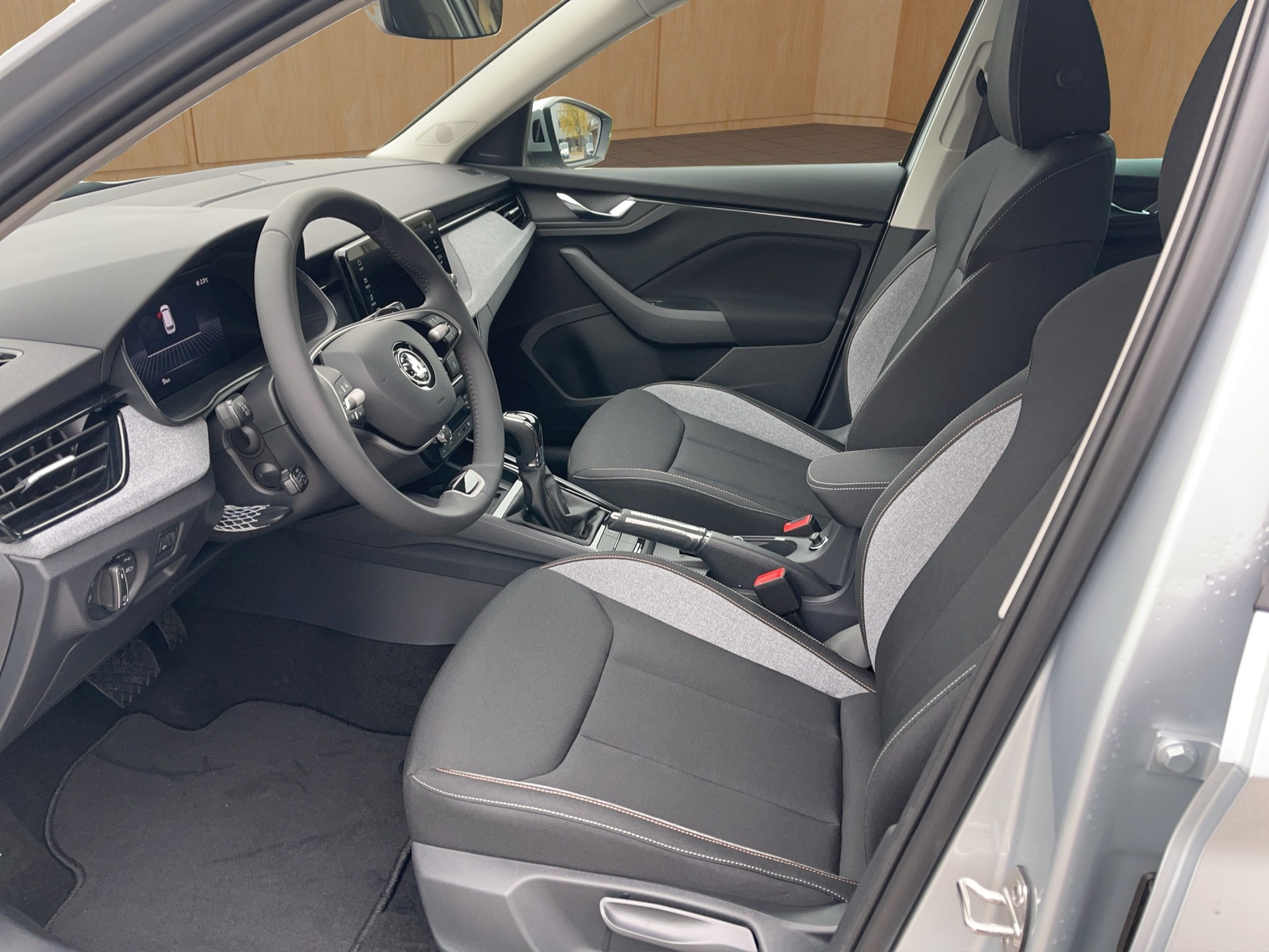 SKODA Kamiq 1.0 TSI Dynamic DSG-image-6