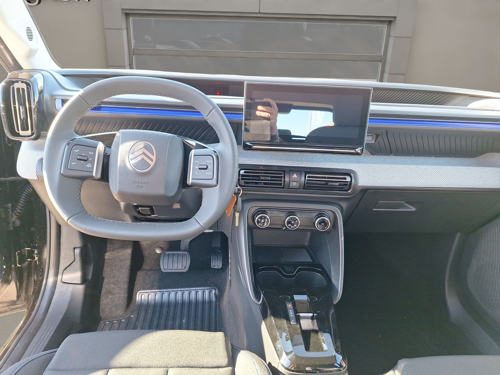 CITROEN e-C3 44kWh You+-image-9