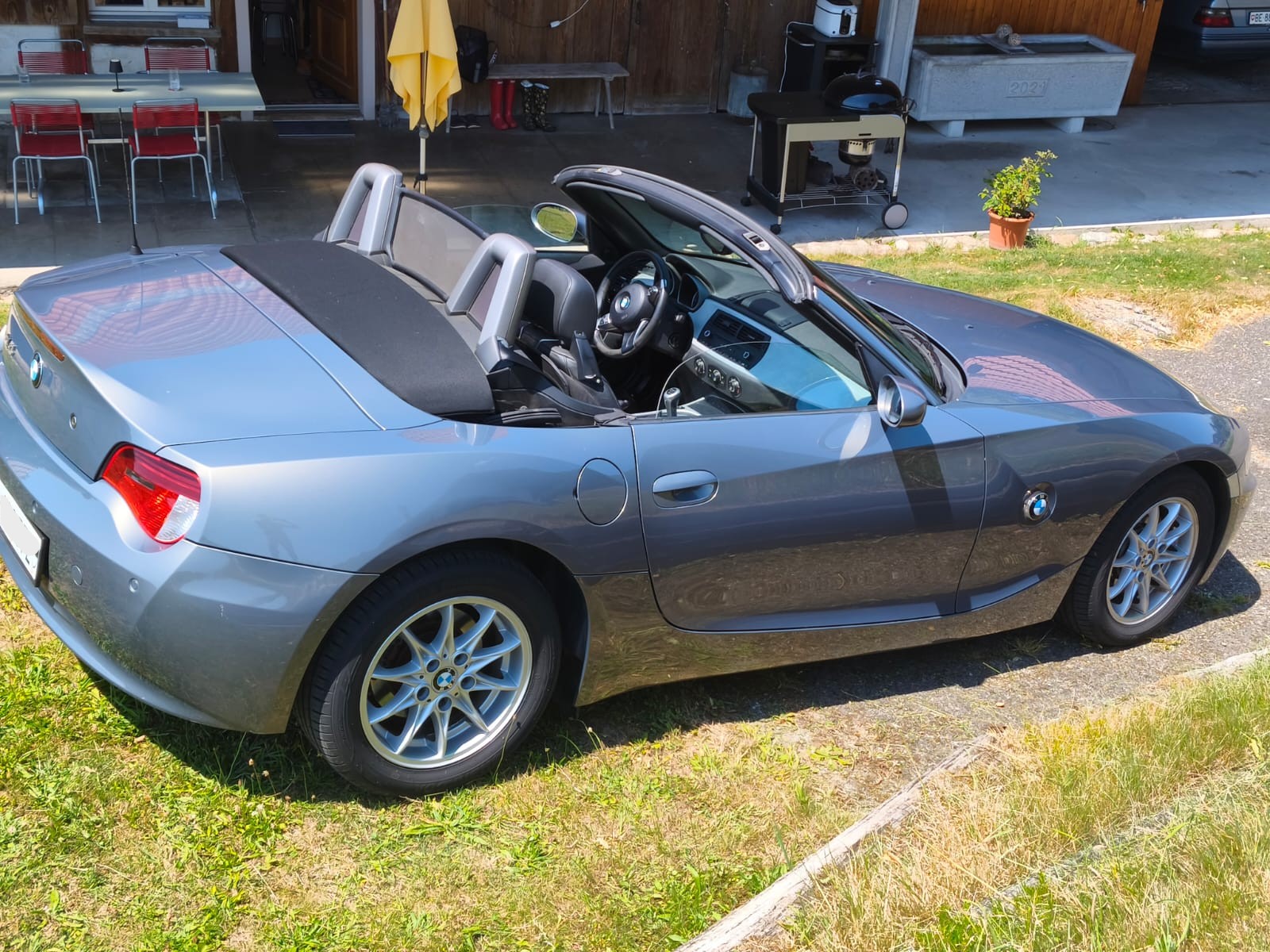 BMW Z4 2.5si Roadster-image-6