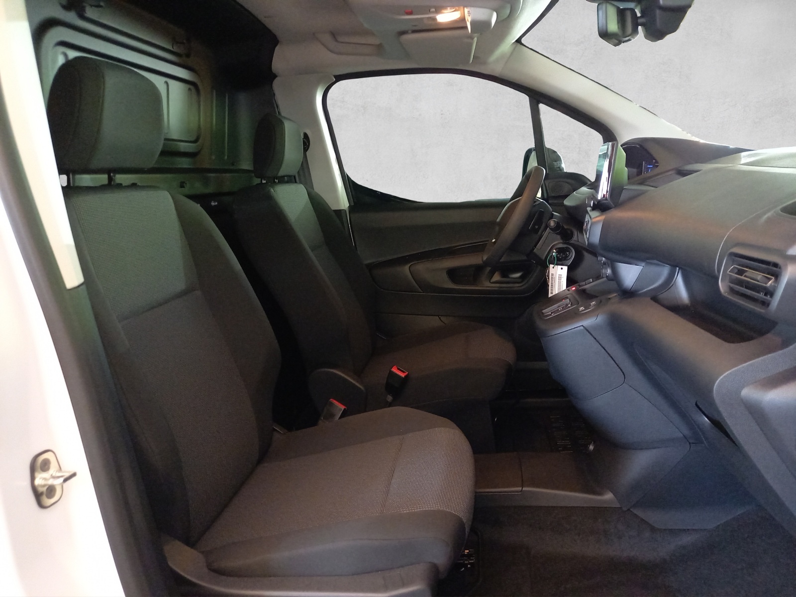 PEUGEOT Partner Kaw. 1000 Long 1.5 BlueHDI 130 S/S-image-14