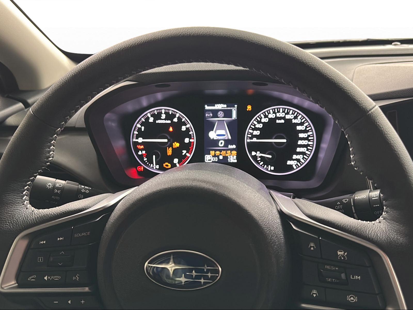 SUBARU Crosstrek 2.0i e-Boxer Passion-image-10