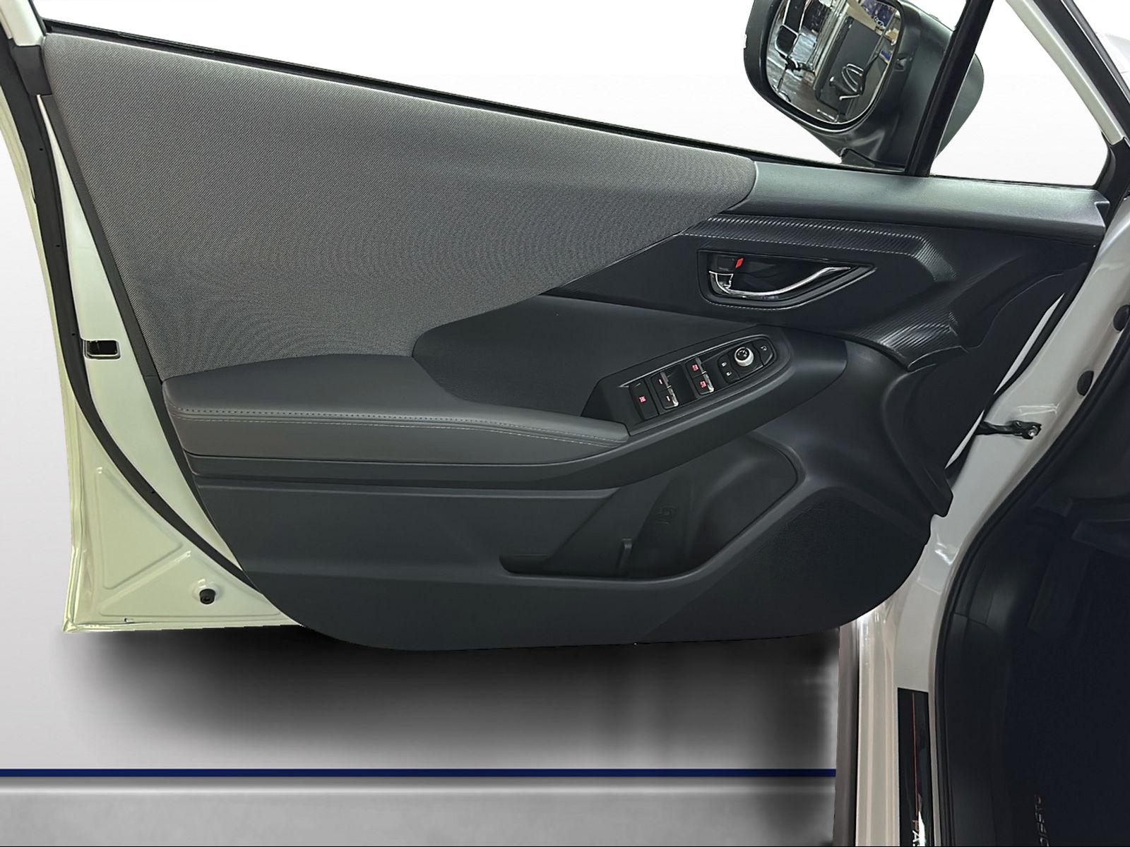 SUBARU Crosstrek 2.0i e-Boxer Passion-image-6