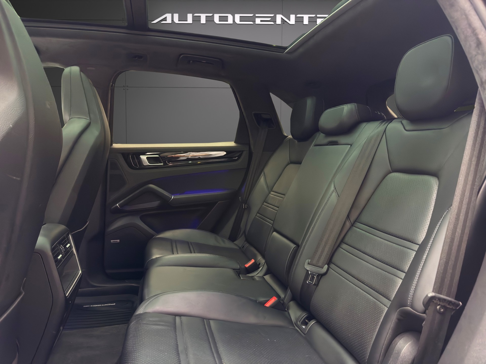 PORSCHE Cayenne GTS-image-15