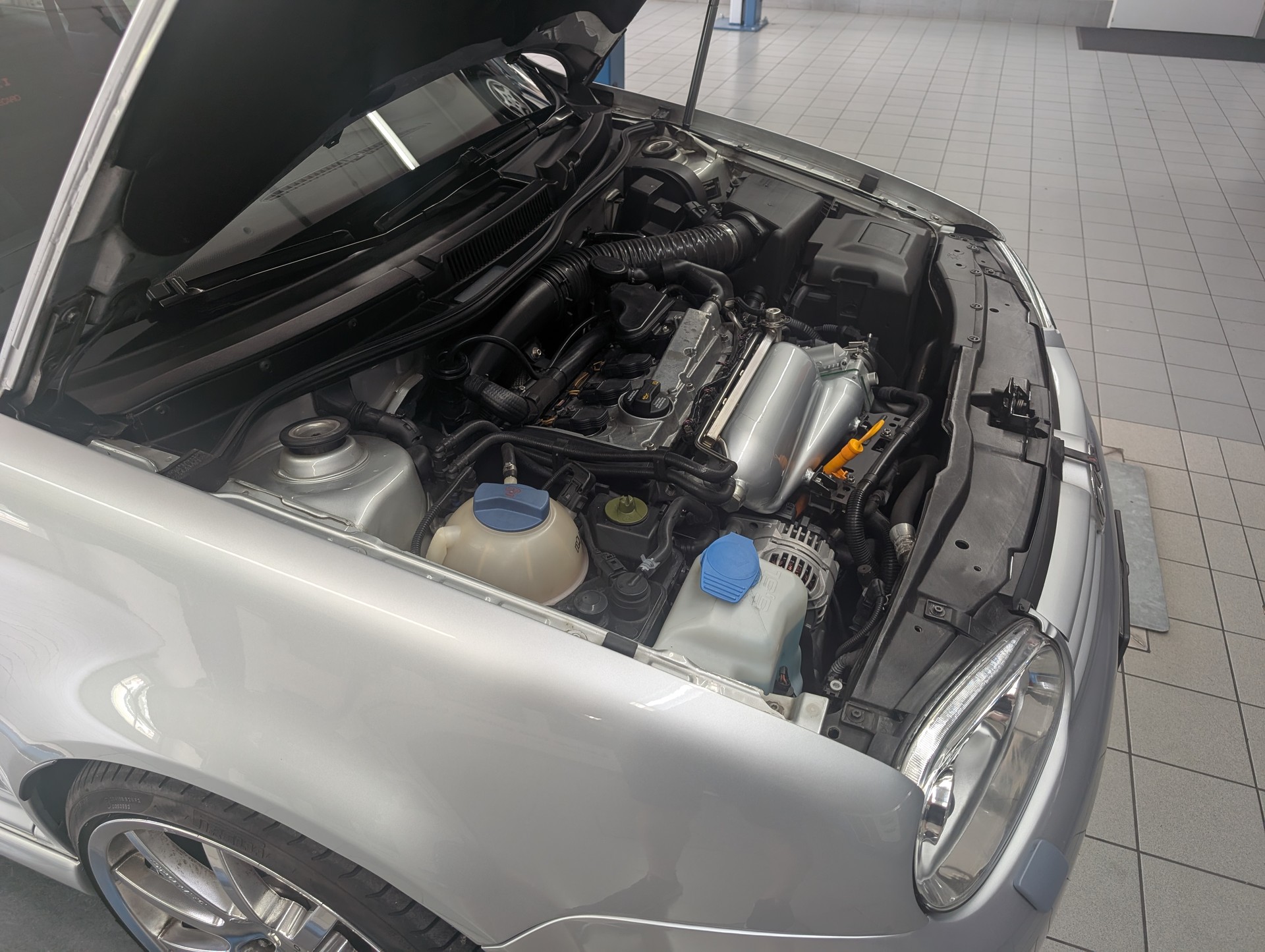 VW SPORTEC 2.0 T GTI 25 Years-image-3