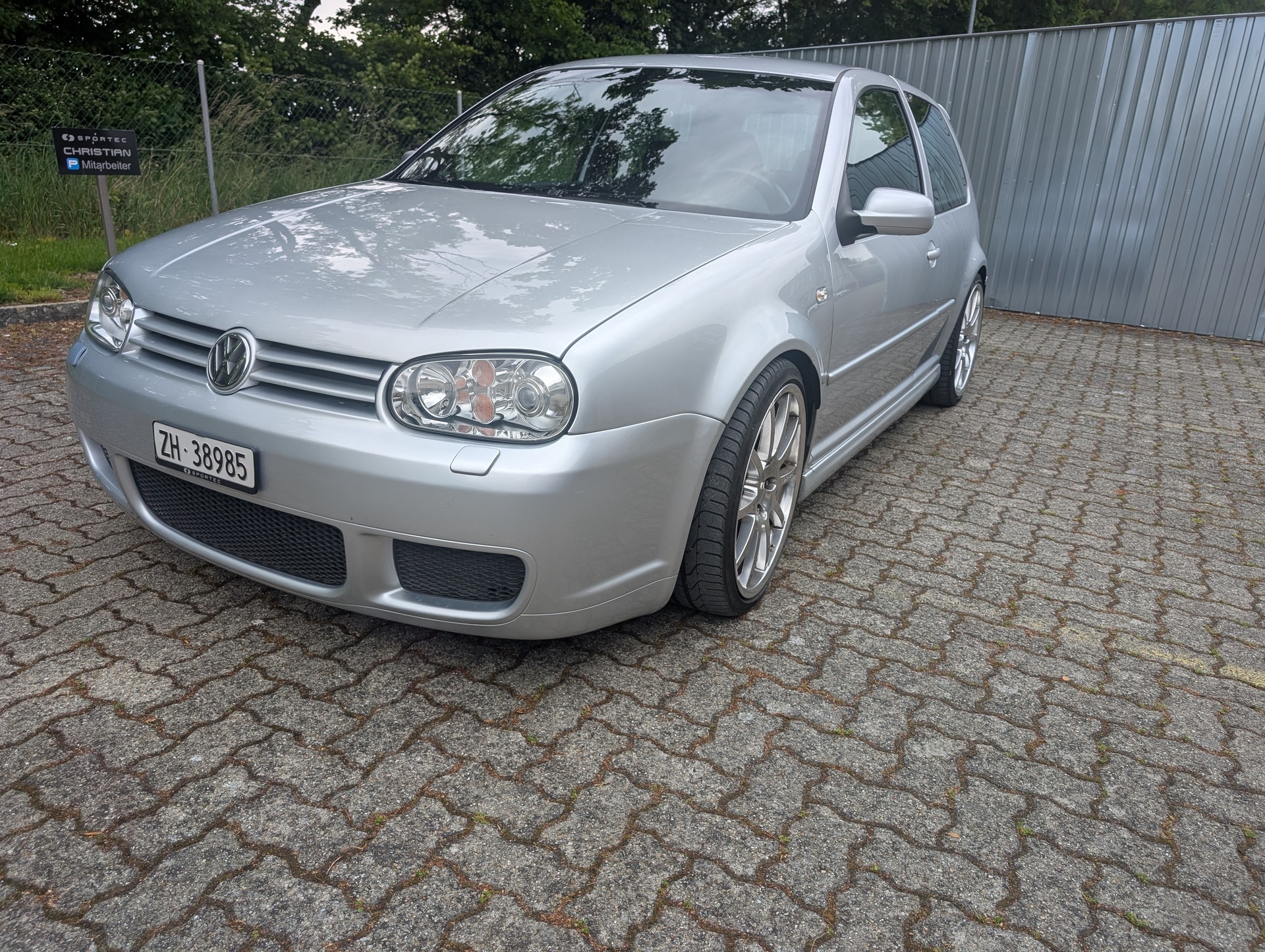 VW SPORTEC 2.0 T GTI 25 Years-image-0