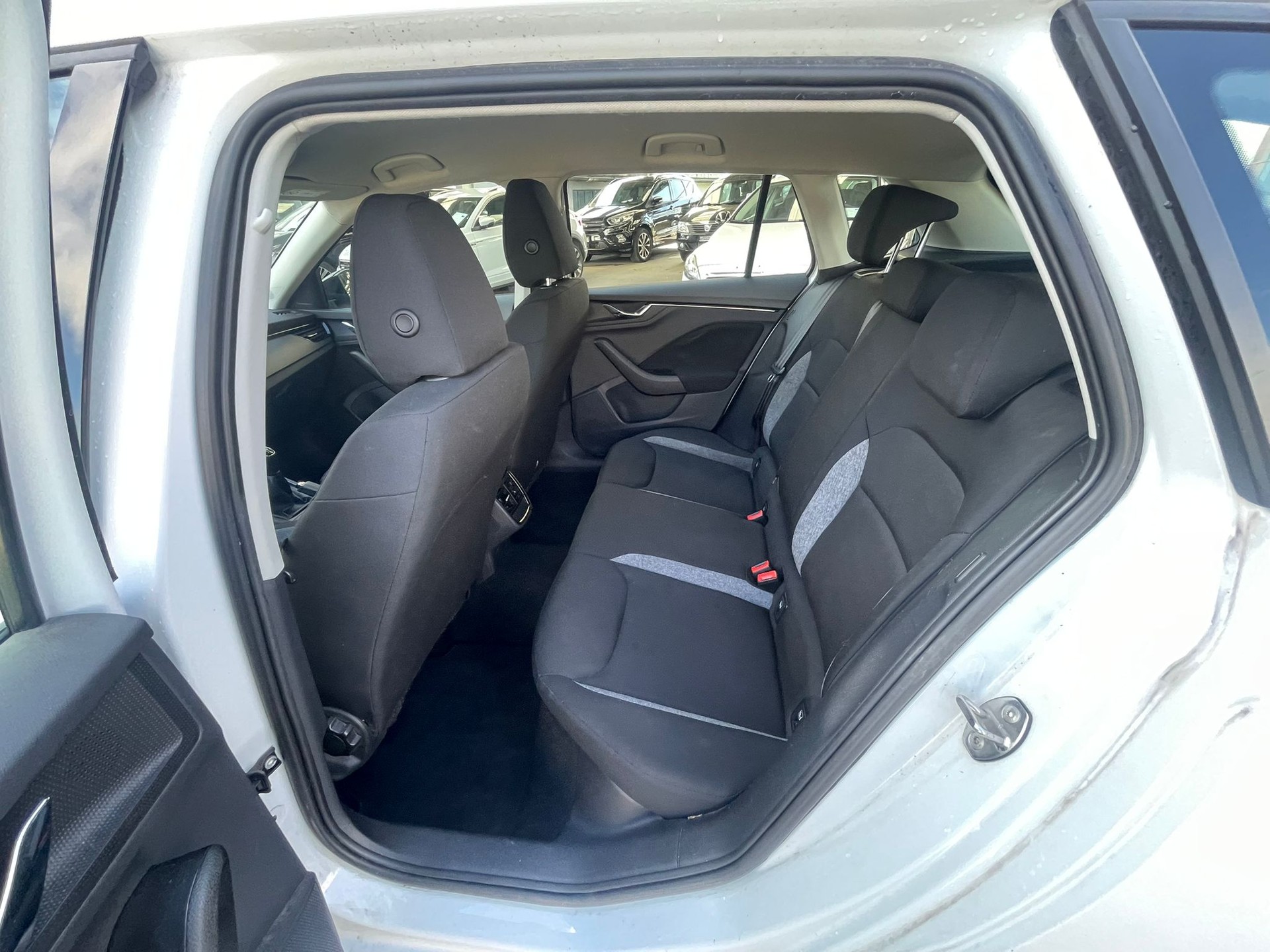SKODA Kamiq 1.0 TSI Active-image-12