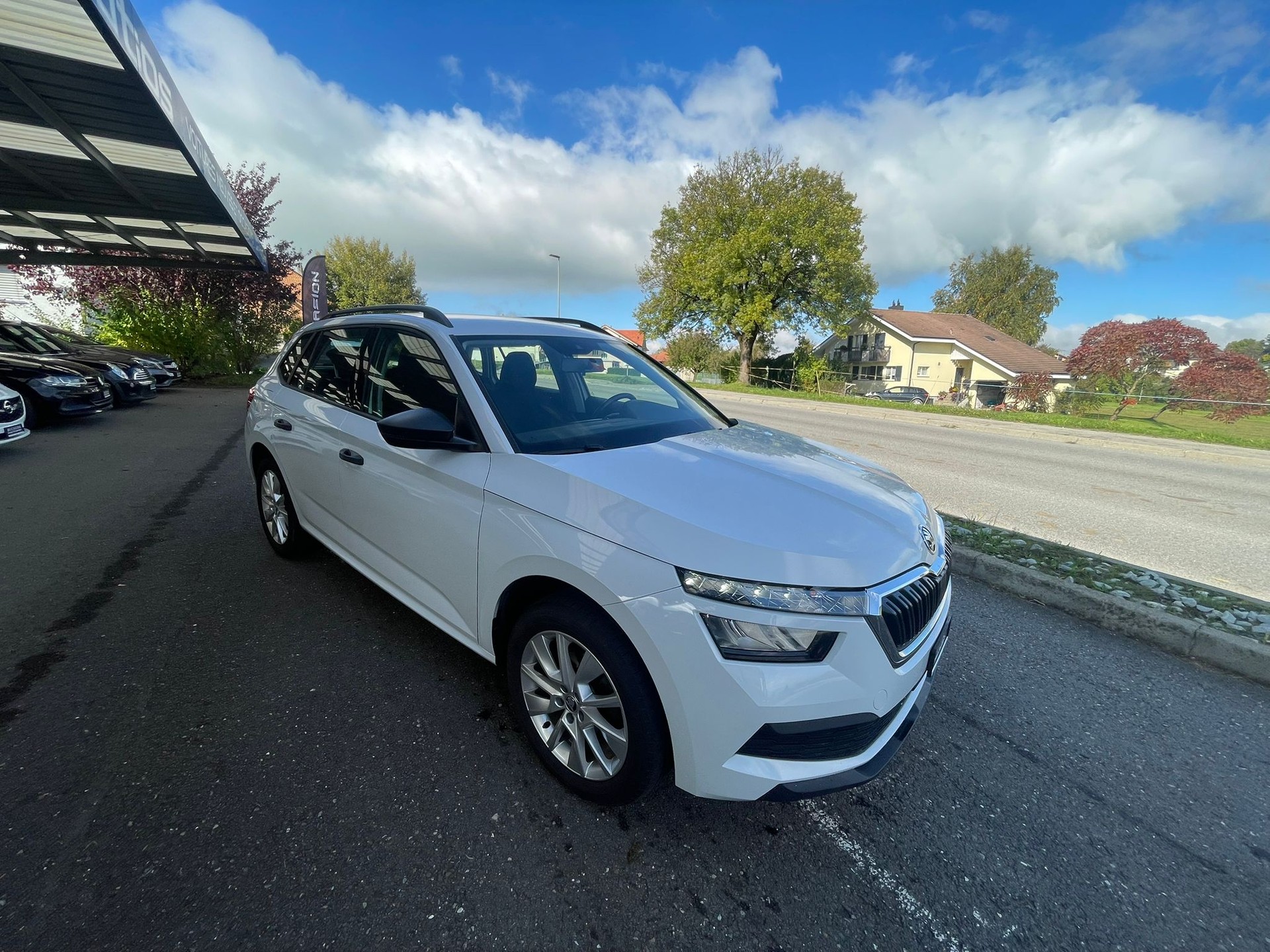 SKODA Kamiq 1.0 TSI Active-image-2