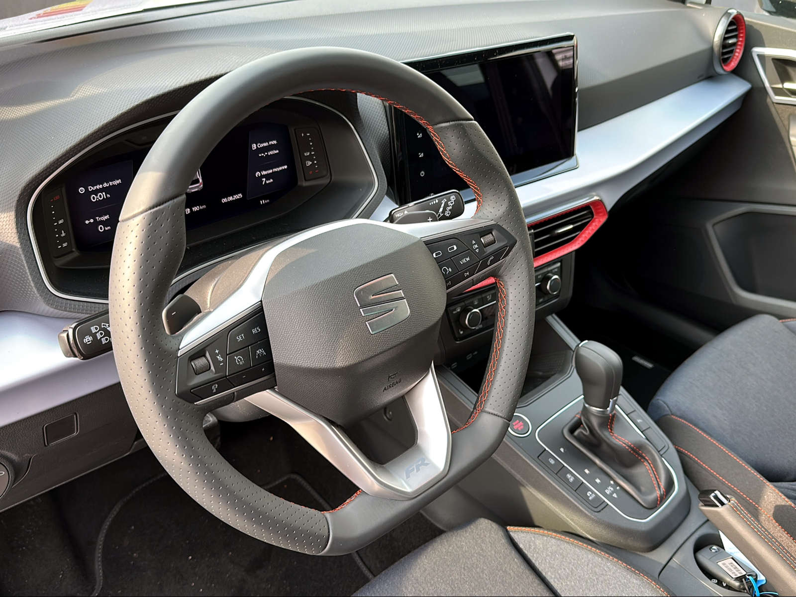 SEAT Ibiza 1.0 EcoTSI 75 Edition DSG-image-6