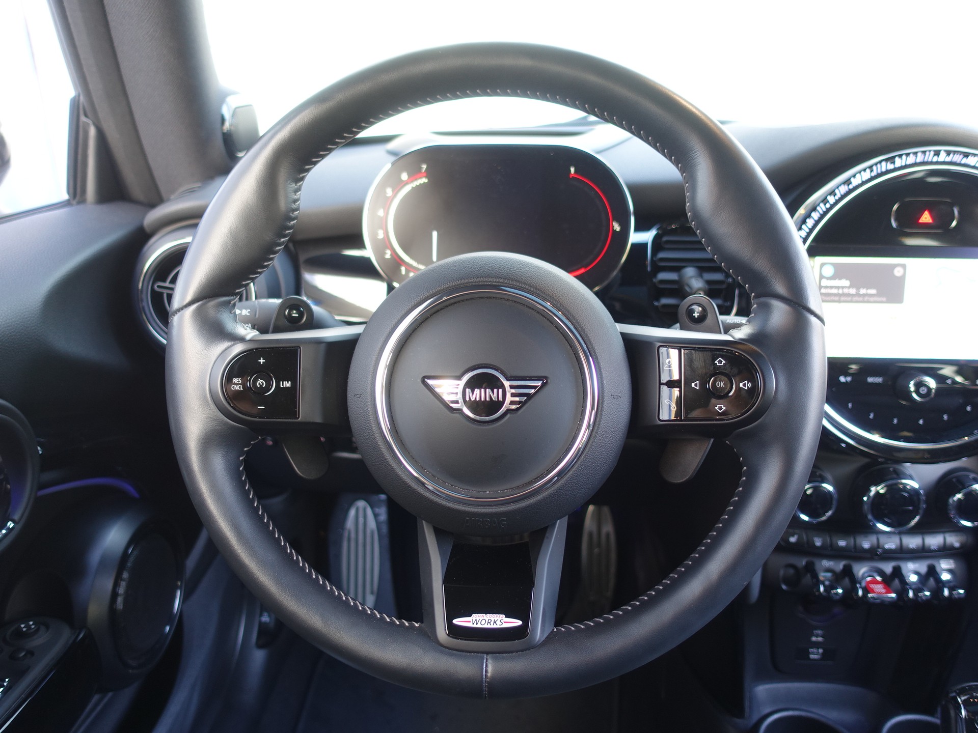 MINI Cooper John Cooper Works Steptronic-image-11