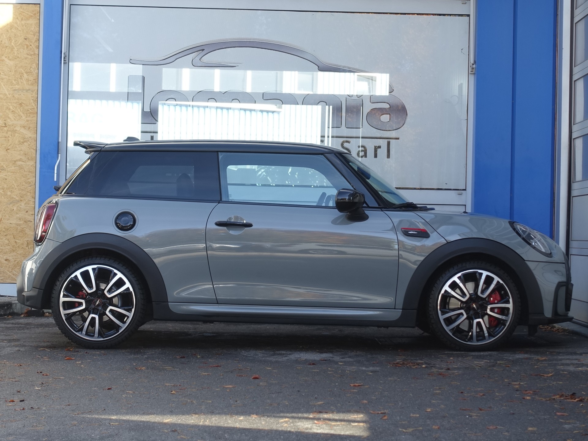 MINI Cooper John Cooper Works Steptronic-image-7