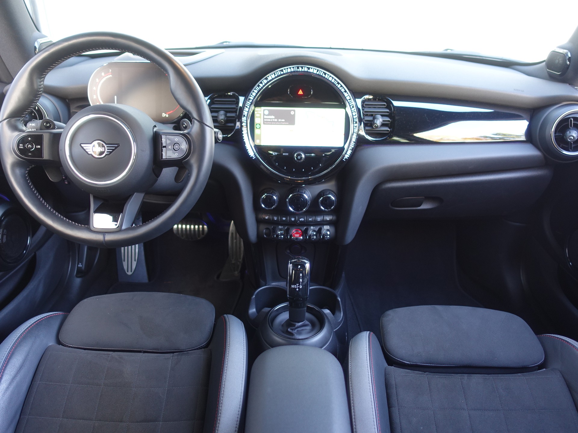 MINI Cooper John Cooper Works Steptronic-image-10
