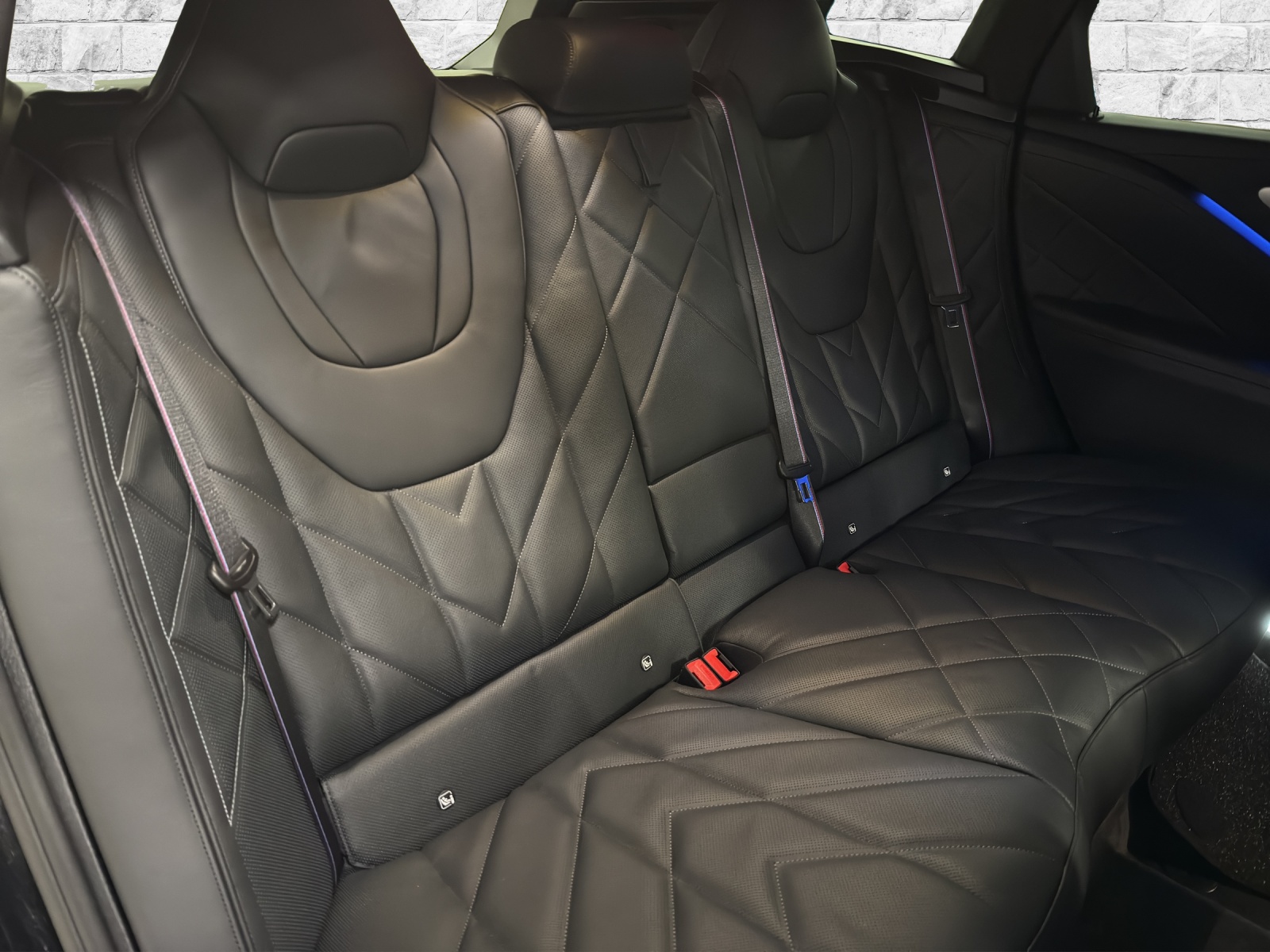 BMW XM xDrive PHEV Steptronic Label-image-15