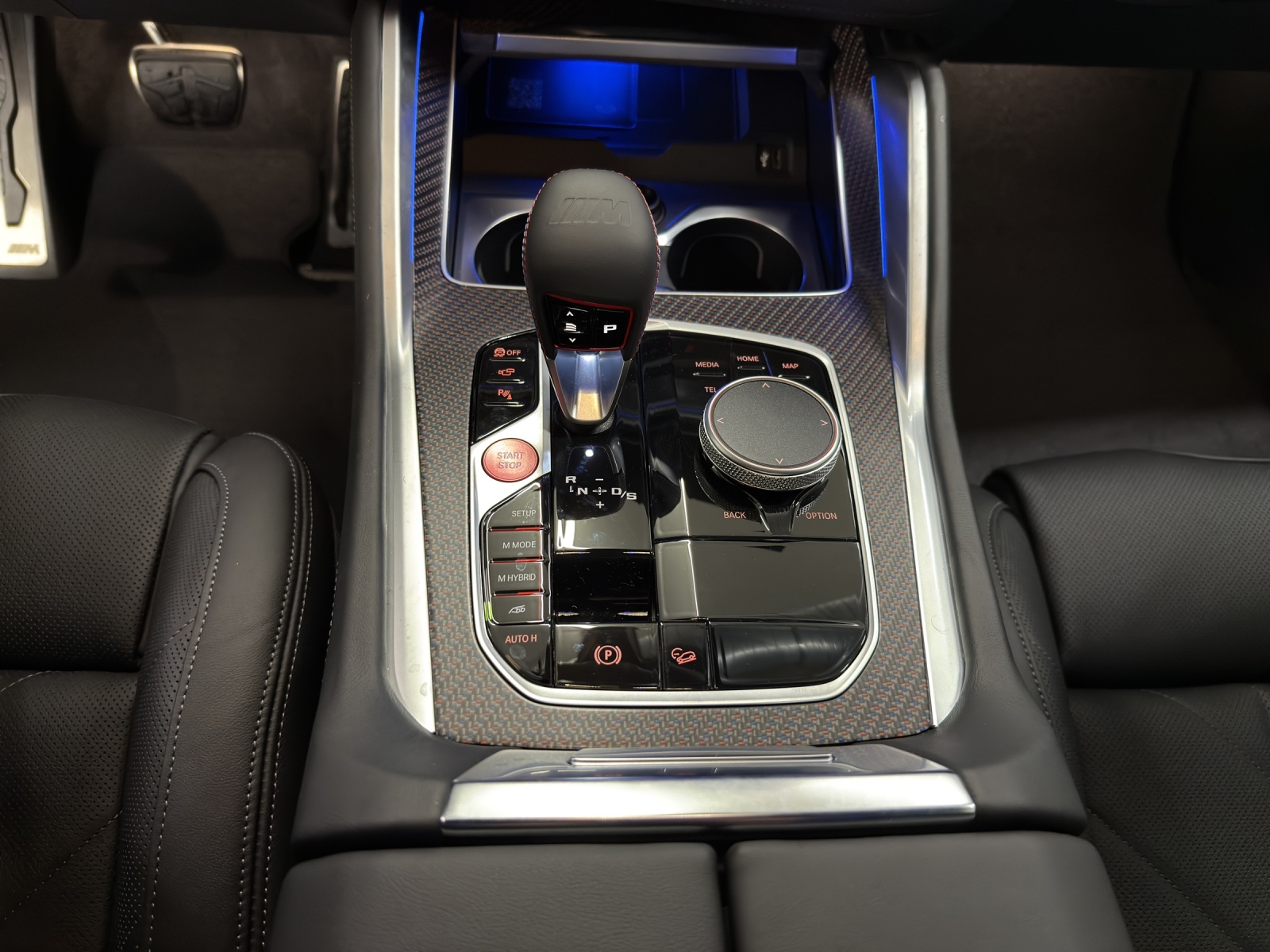 BMW XM xDrive PHEV Steptronic Label-image-13