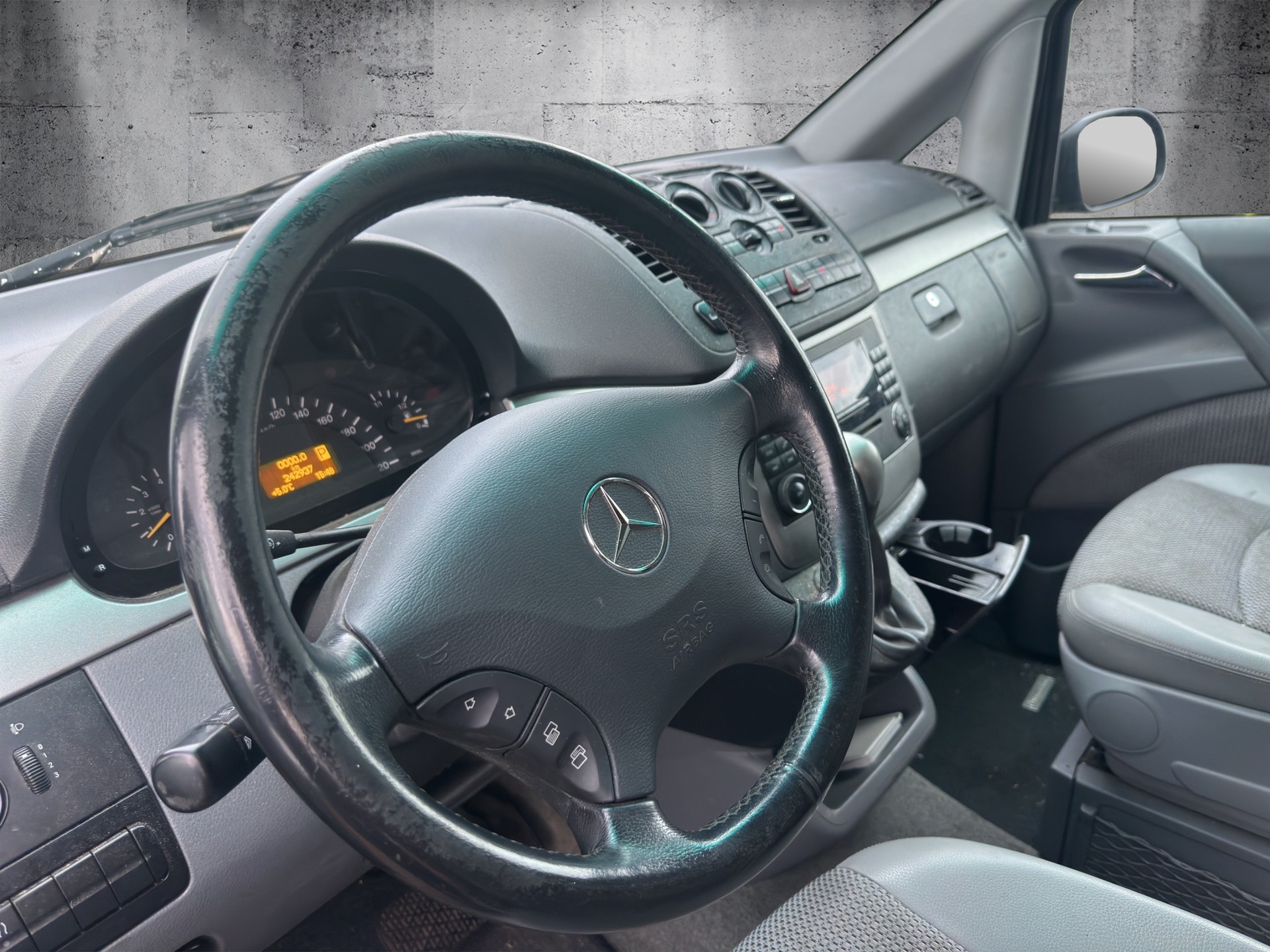 MERCEDES-BENZ Viano 2.2 CDI Trend EL-image-9