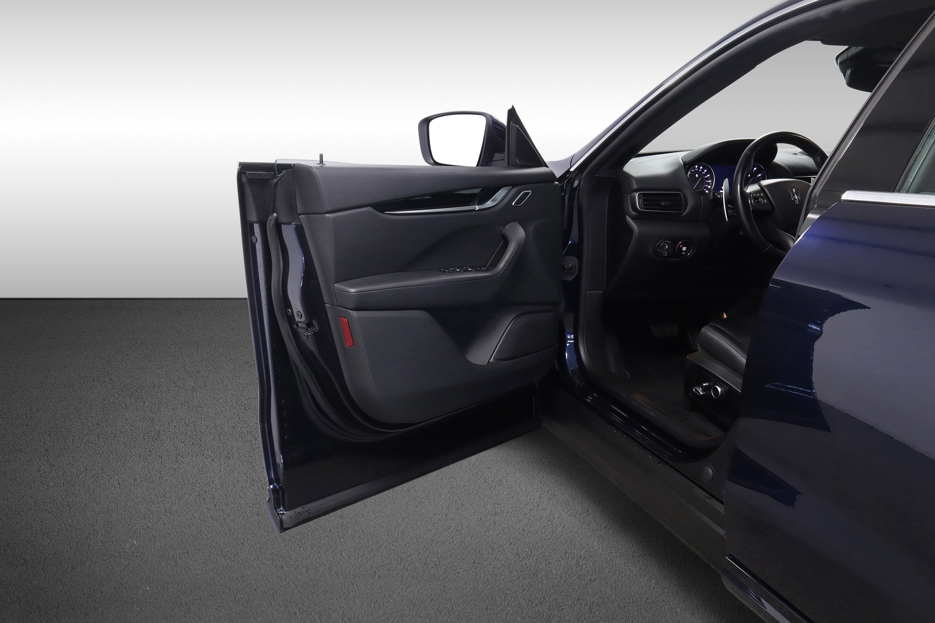 MASERATI Levante 2.0 MHEV GT Hybrid Automatica-image-9