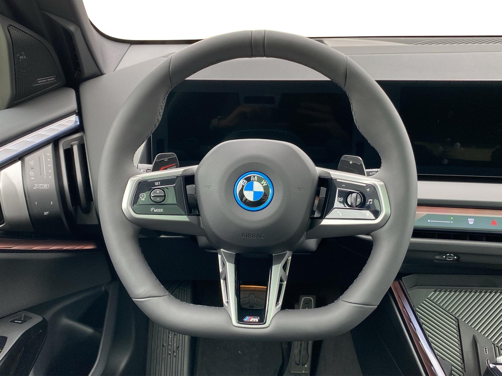 BMW X3 30e xDrive-image-10