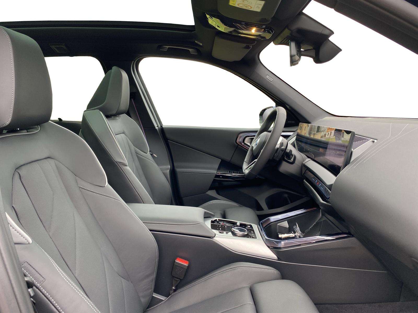 BMW X3 30e xDrive-image-14