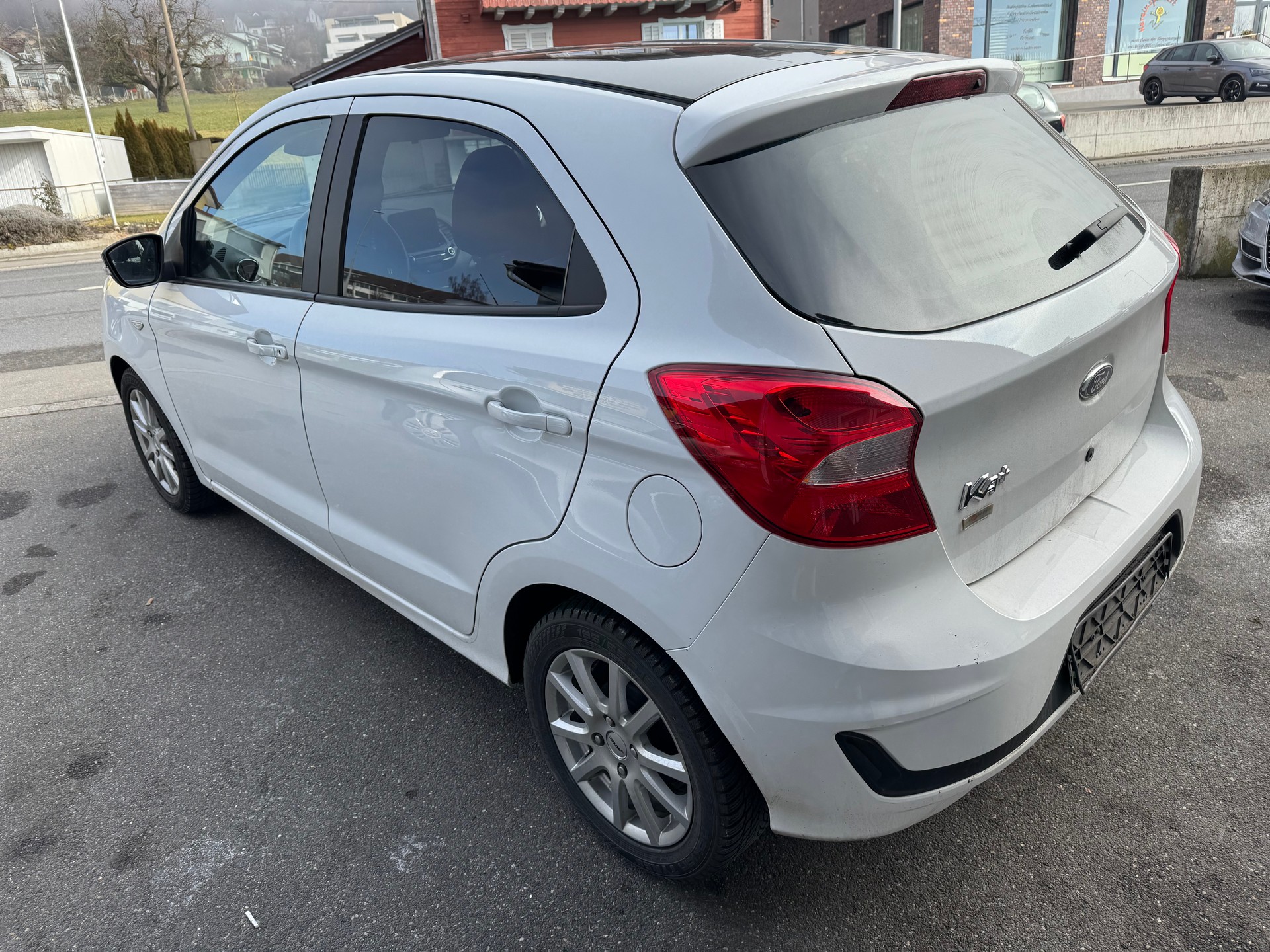 FORD KA+ 1.2 Ti-VCT Active-image-5