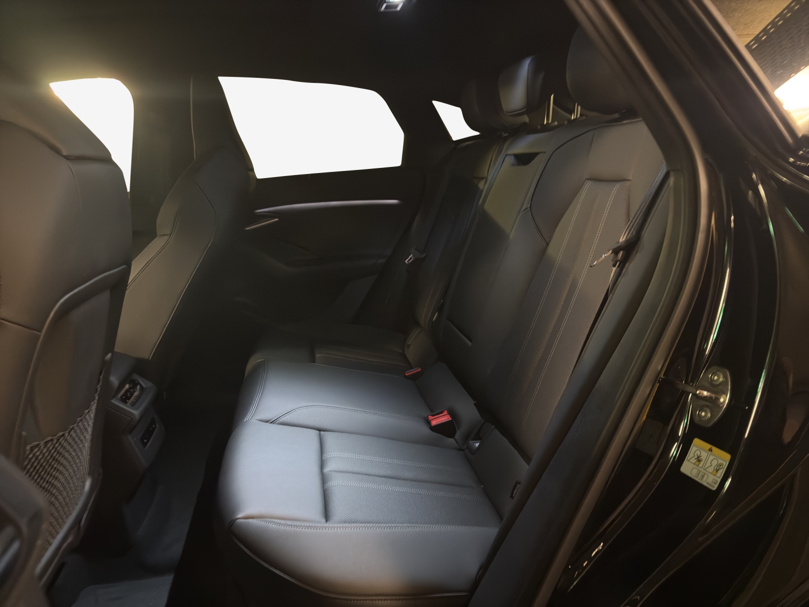 AUDI Q6 Sportback e-tron quattro-image-11