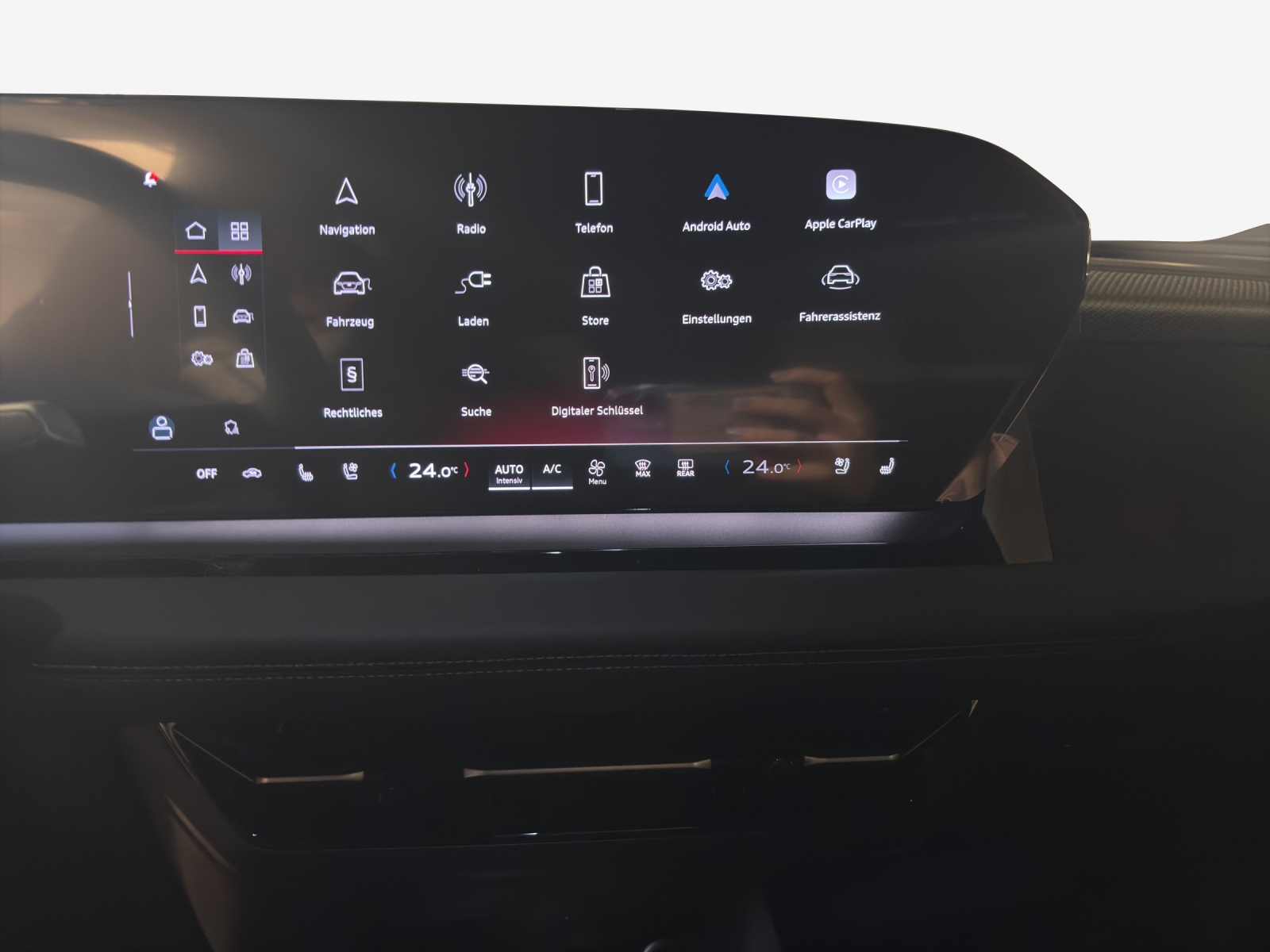 AUDI Q6 Sportback e-tron quattro-image-10