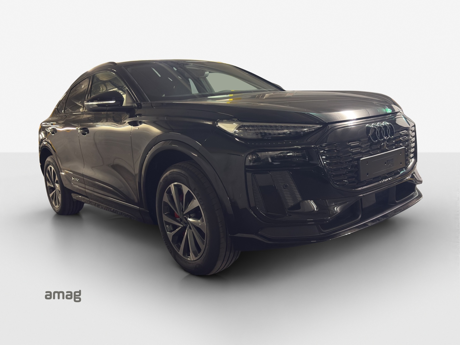 AUDI Q6 Sportback e-tron quattro-image-5