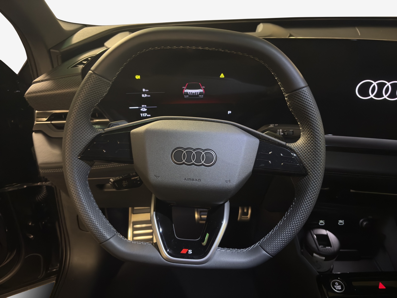 AUDI Q6 Sportback e-tron quattro-image-9