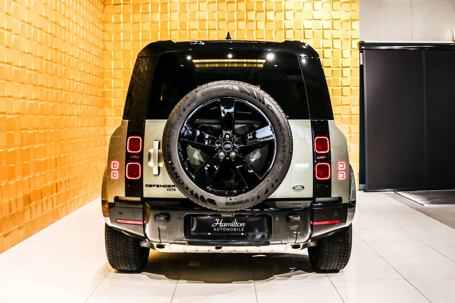 LAND ROVER Defender 90 P400 I6 HSE 3.0 X-Dynamic AT8-image-6